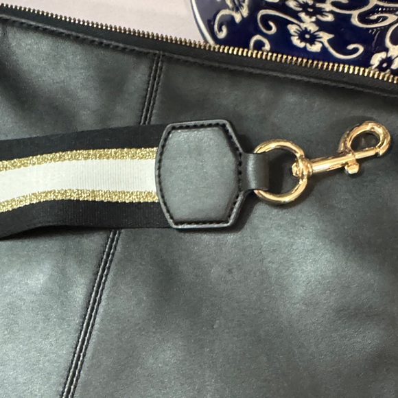 Marc Jacobs Black Leather Crossbody Bag - Picture 8 of 10